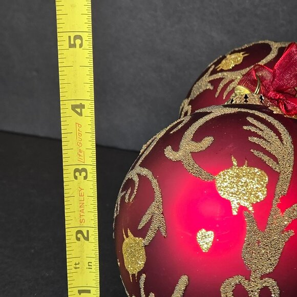 Frontgate Red Glass Christmas Ornaments Set Of 2 Gold Scroll Glitter Pattern 4" - Picture 7 of 8